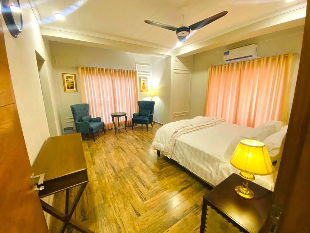 701-巴赫里亚镇（ Bahria Town ）一张明亮阳光明媚的公寓。