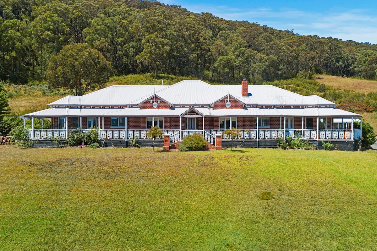 Deloraine Homestead -Property 11kms from Warburton