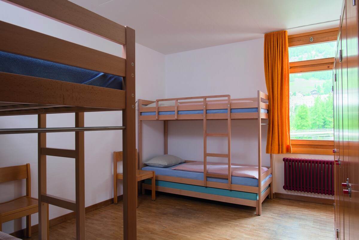 4床女生宿舍床位|蓬特雷西纳青年旅舍