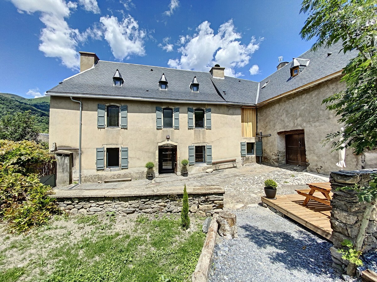 Maison typique au cœur de Loudenvielle