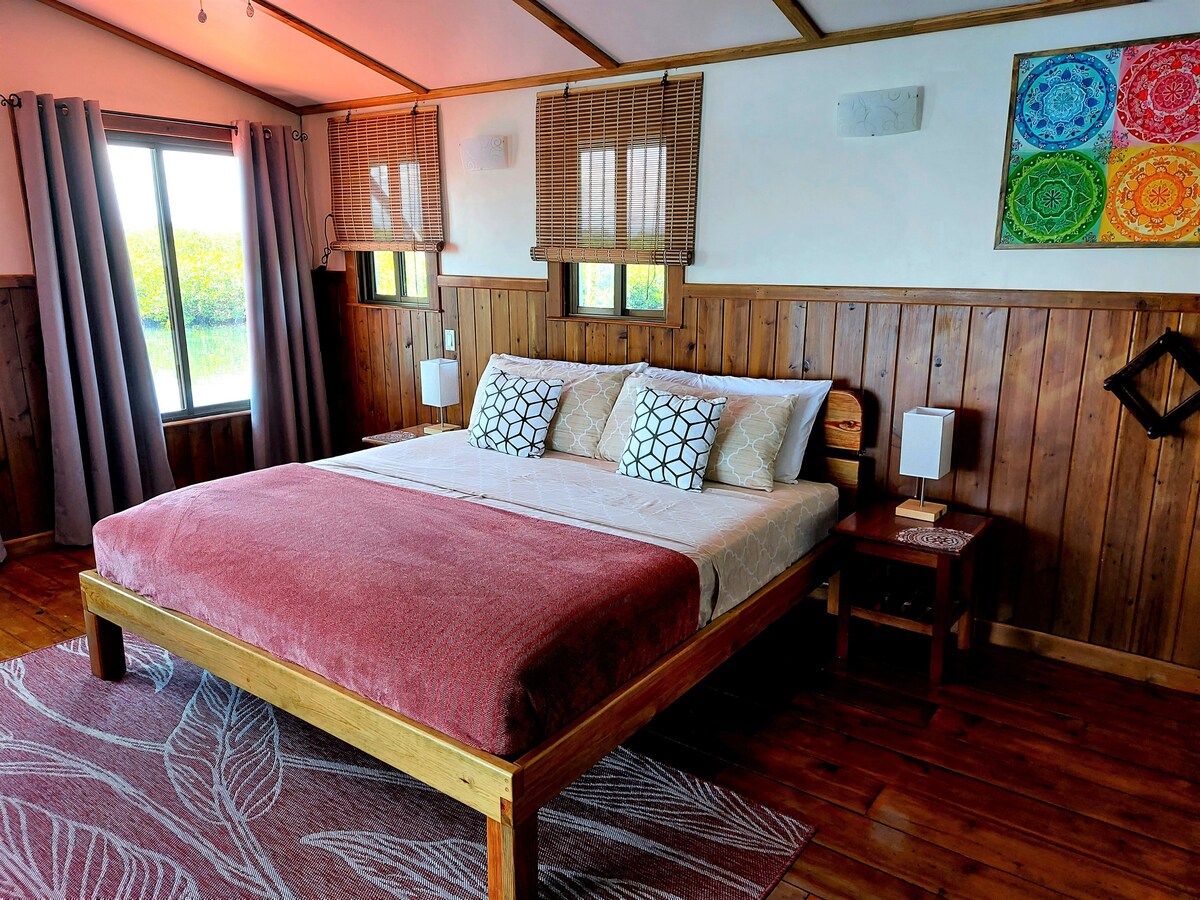 The Sunsetter King Suite with large private deck