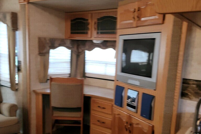 RV Deluxe Executive - Edition IV - In-Door Pool