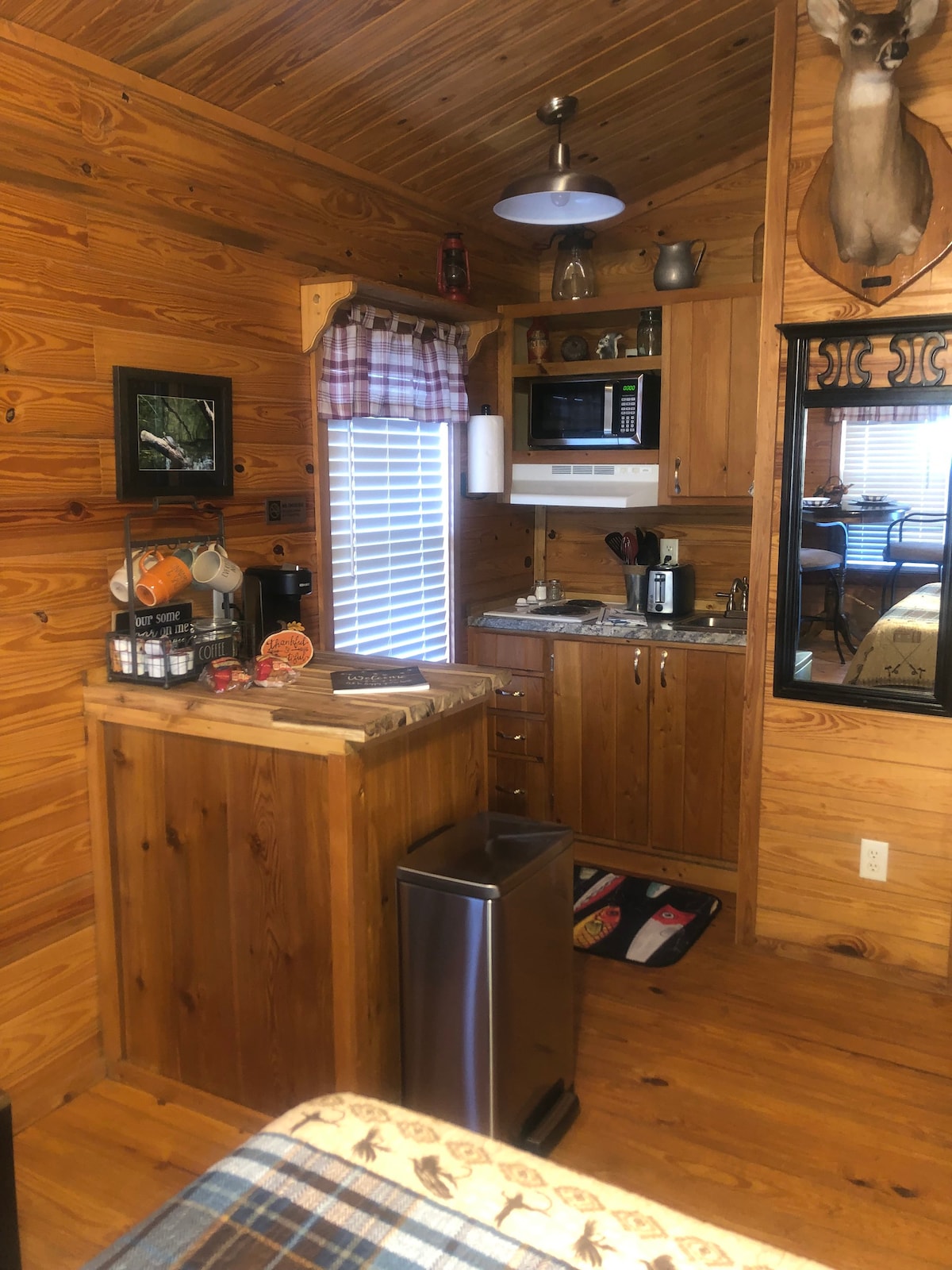 KT’s Cabin Tiny Home near the Suwannee River