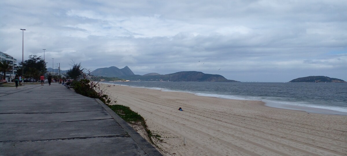 梦幻海滩房屋... O Paraiso ao lado do Rio