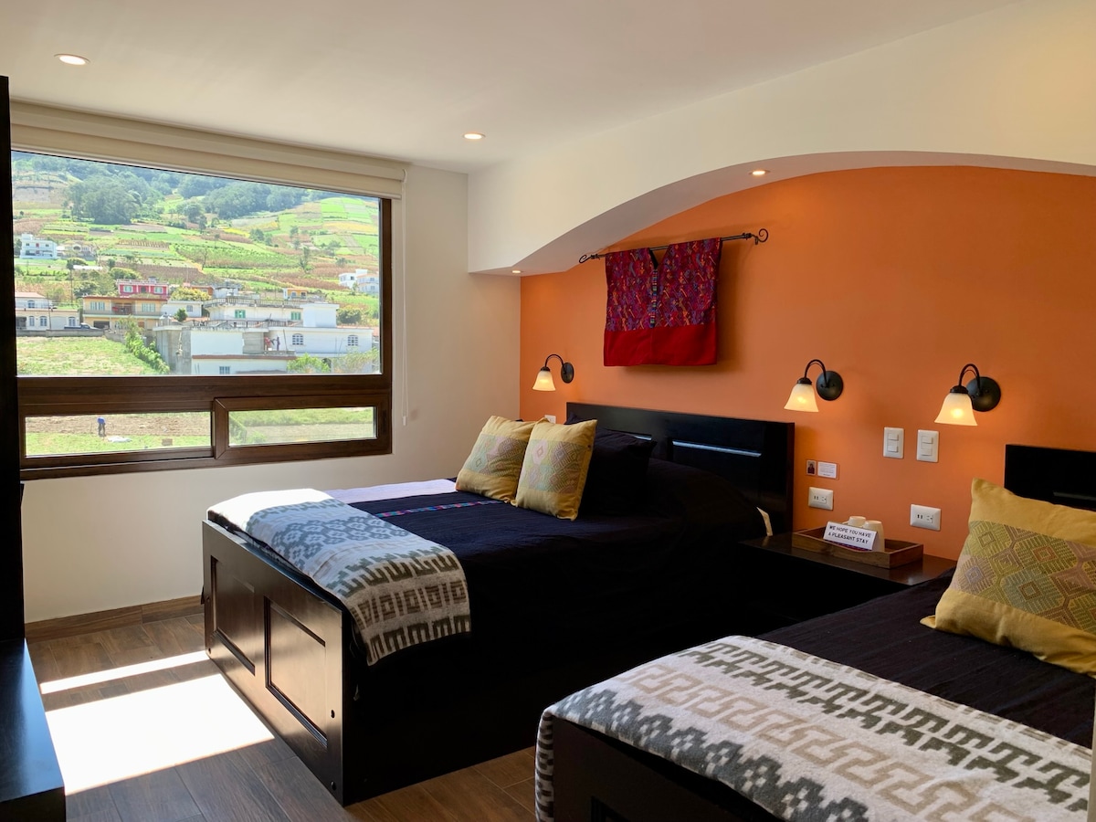 Deluxe Suite "Quetzaltenango" near Laguna Chicabal