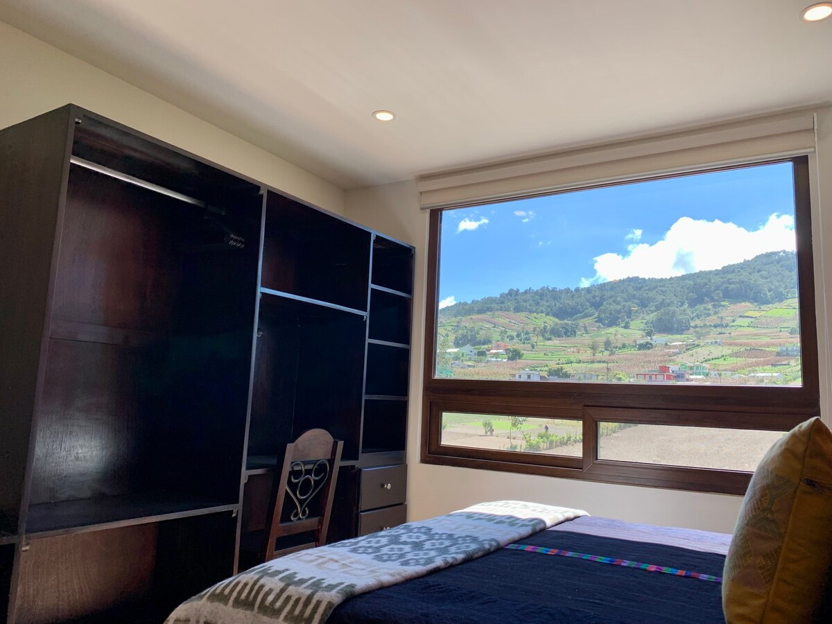 Deluxe Suite "Quetzaltenango" near Laguna Chicabal