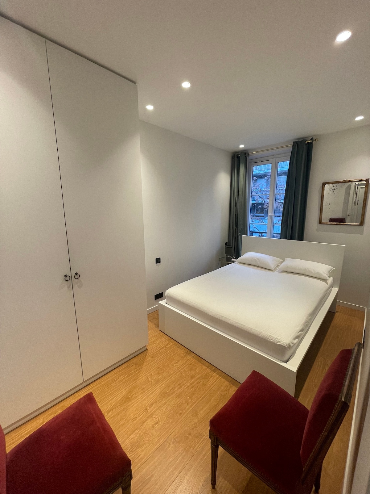 Paris Ouest公寓2间客房，可供3人睡觉。