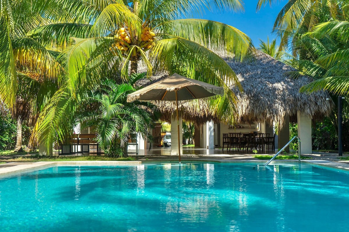 6卧室， 23间客用海滨，带泳池Playa Costa Azul