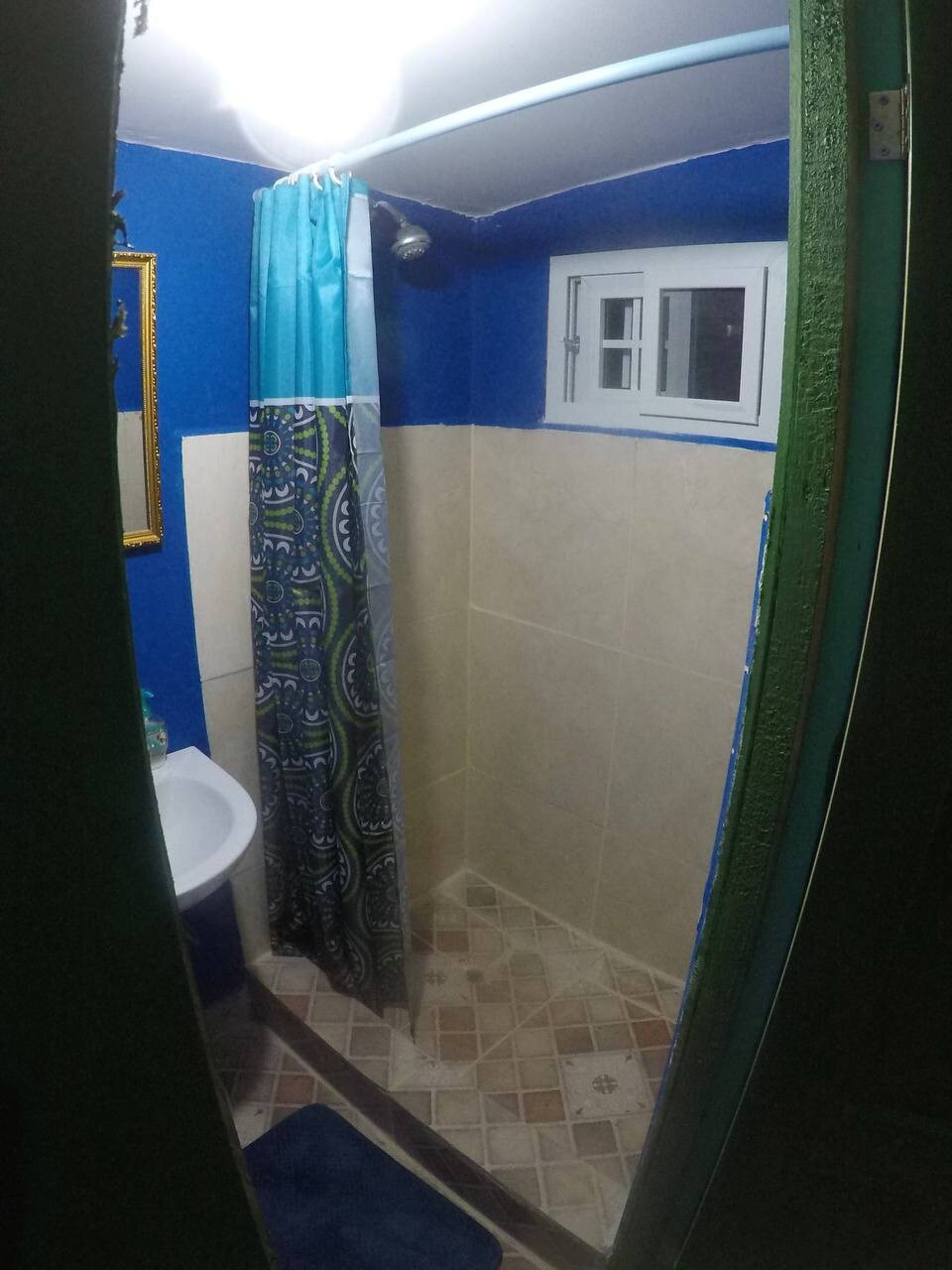 Habitacion Doble Priv Bath A/C Twin Plaza 25 WiFi