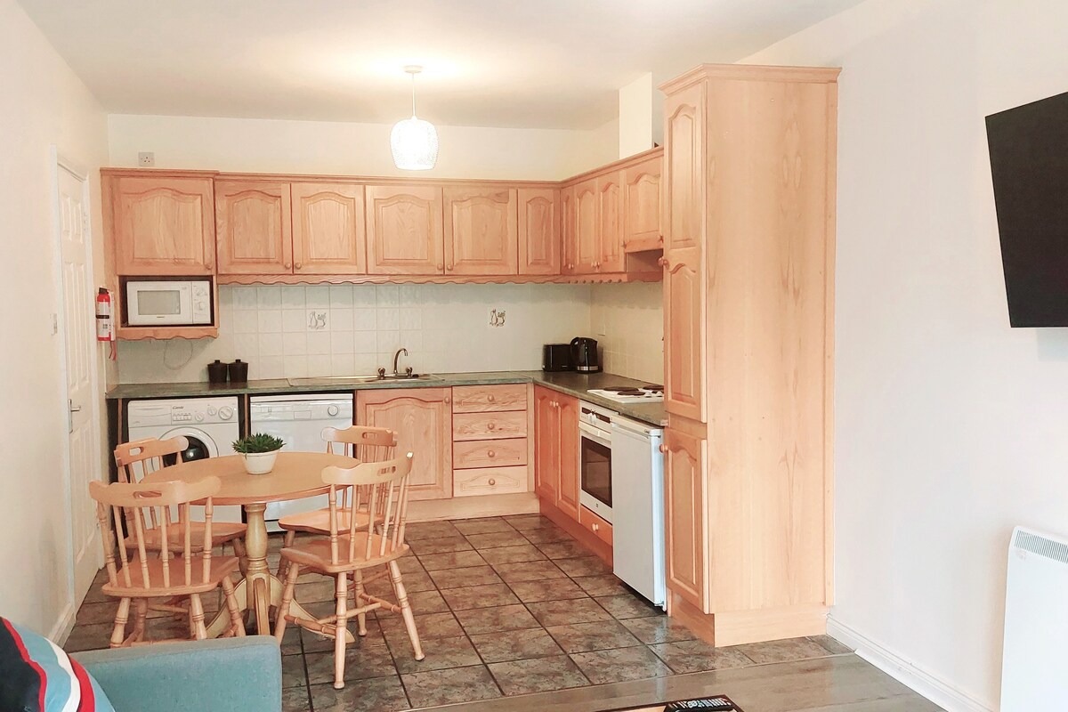 Airy apartment in the heart of Ballybunion on WAW