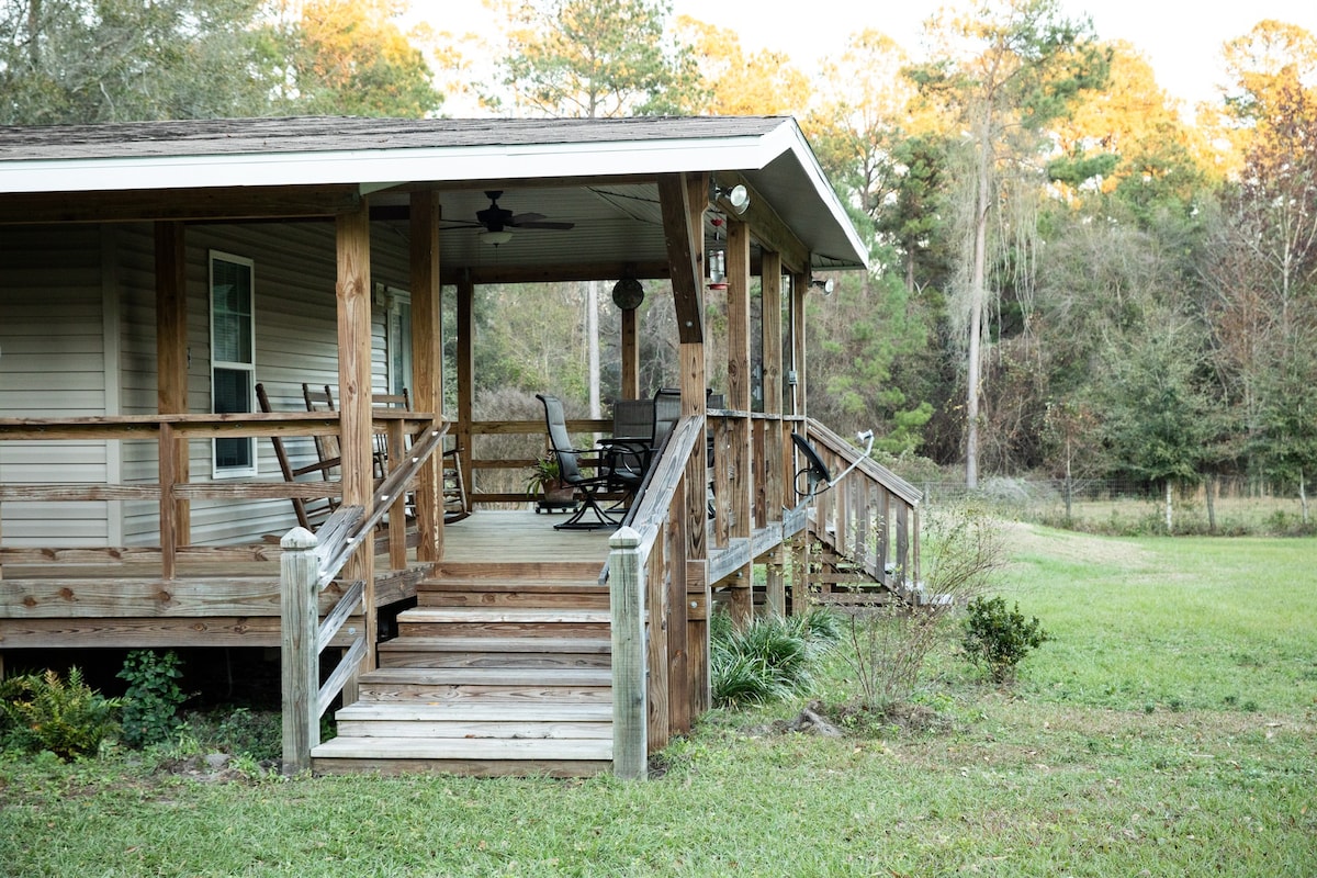 Peaceful country home