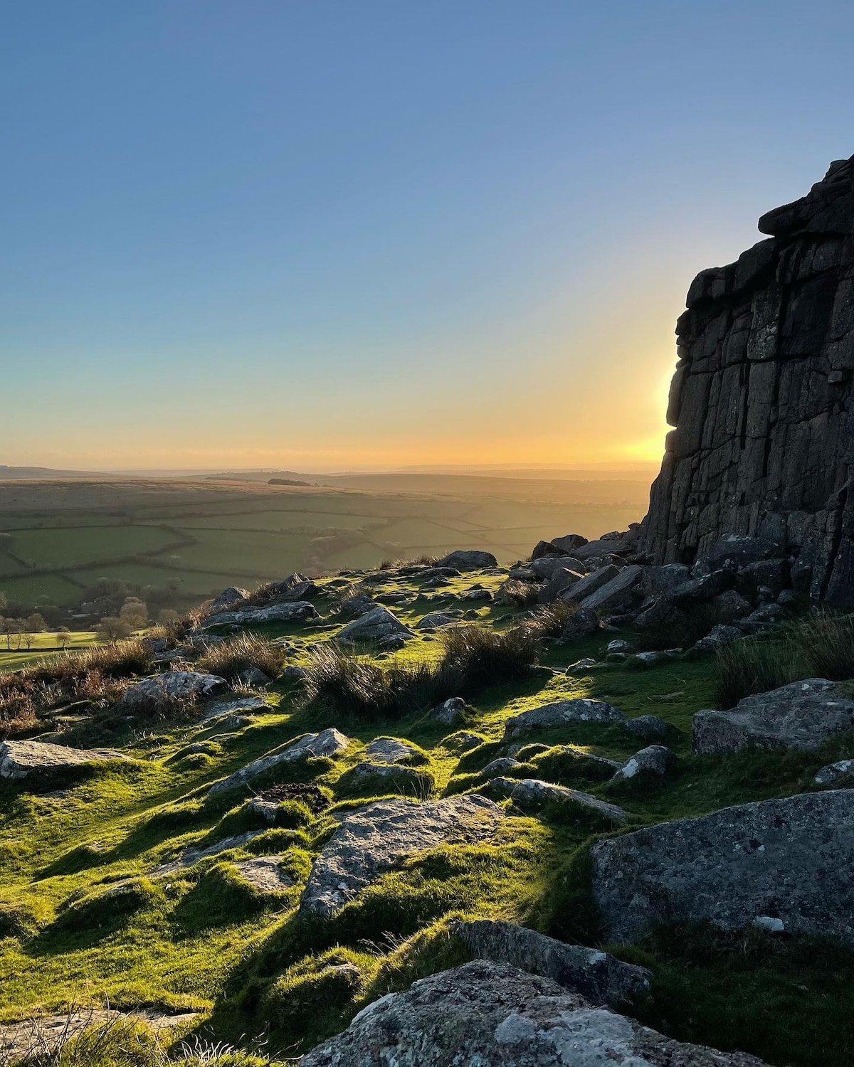 Stunning Dartmoor home superb views hot tub, Devon