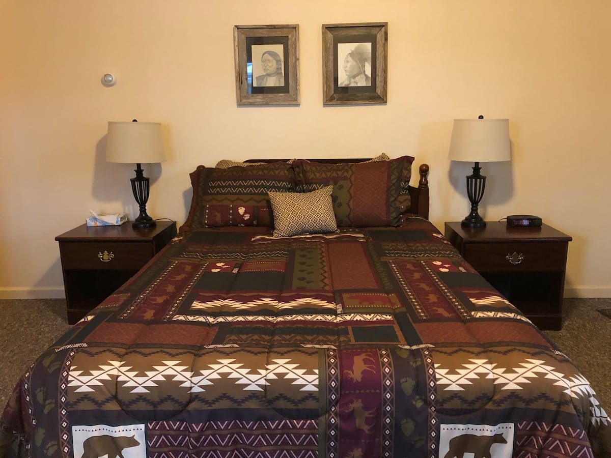 豪宅汽车旅馆-带一张标准双人床的客房
