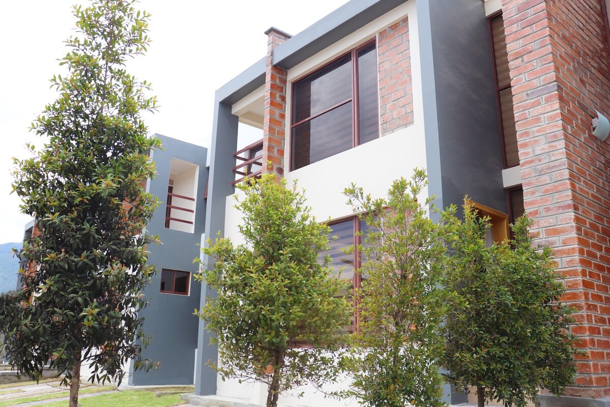 Elegante Casa Ecológica con Jacuzzi