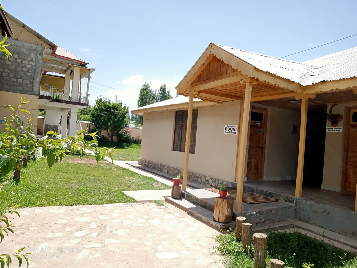 Booni Guest House