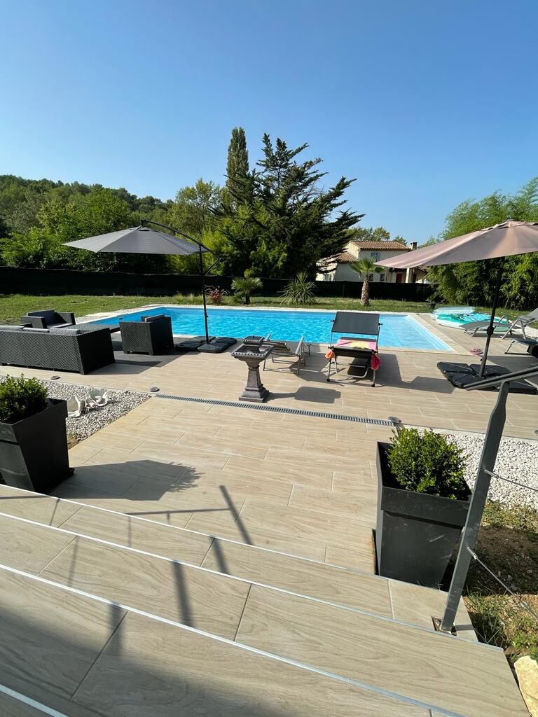 Magnifique villa avec piscine de 50 M2