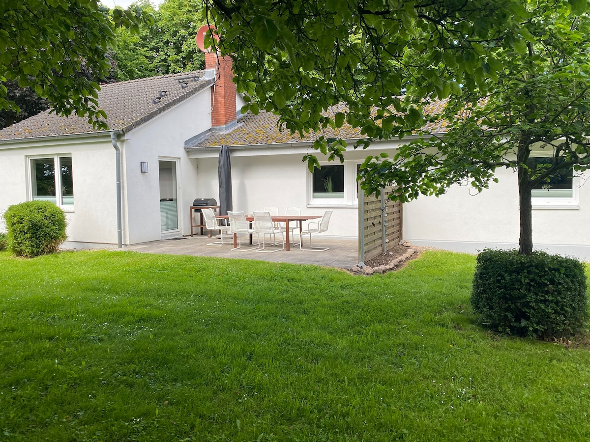 Idyllisches Landhaus IV auf Gut Koselau, ostseenah