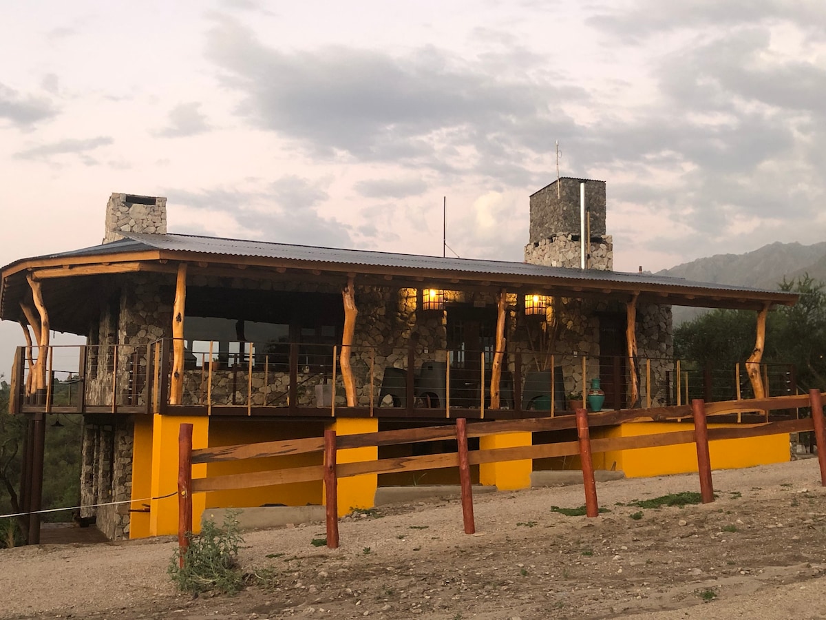 Panoramic Mountain Chalet