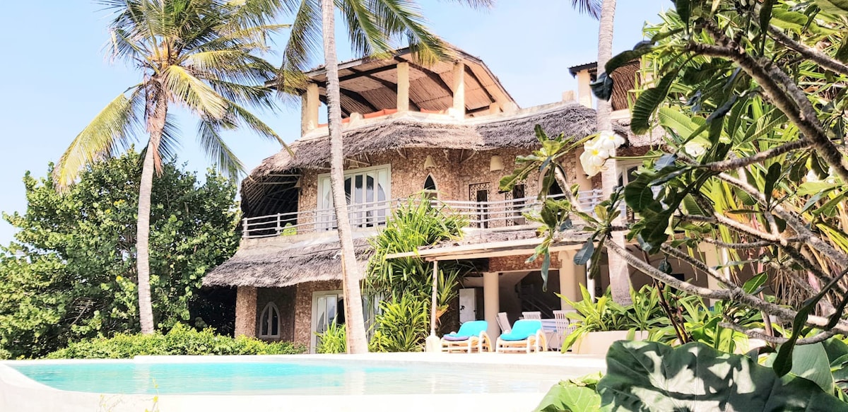 Baraka House, Beautiful Watamu beachfront location