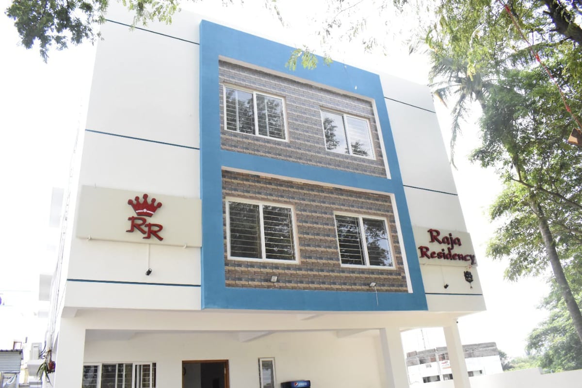 Raja residency with A/C near Isha yoga centr