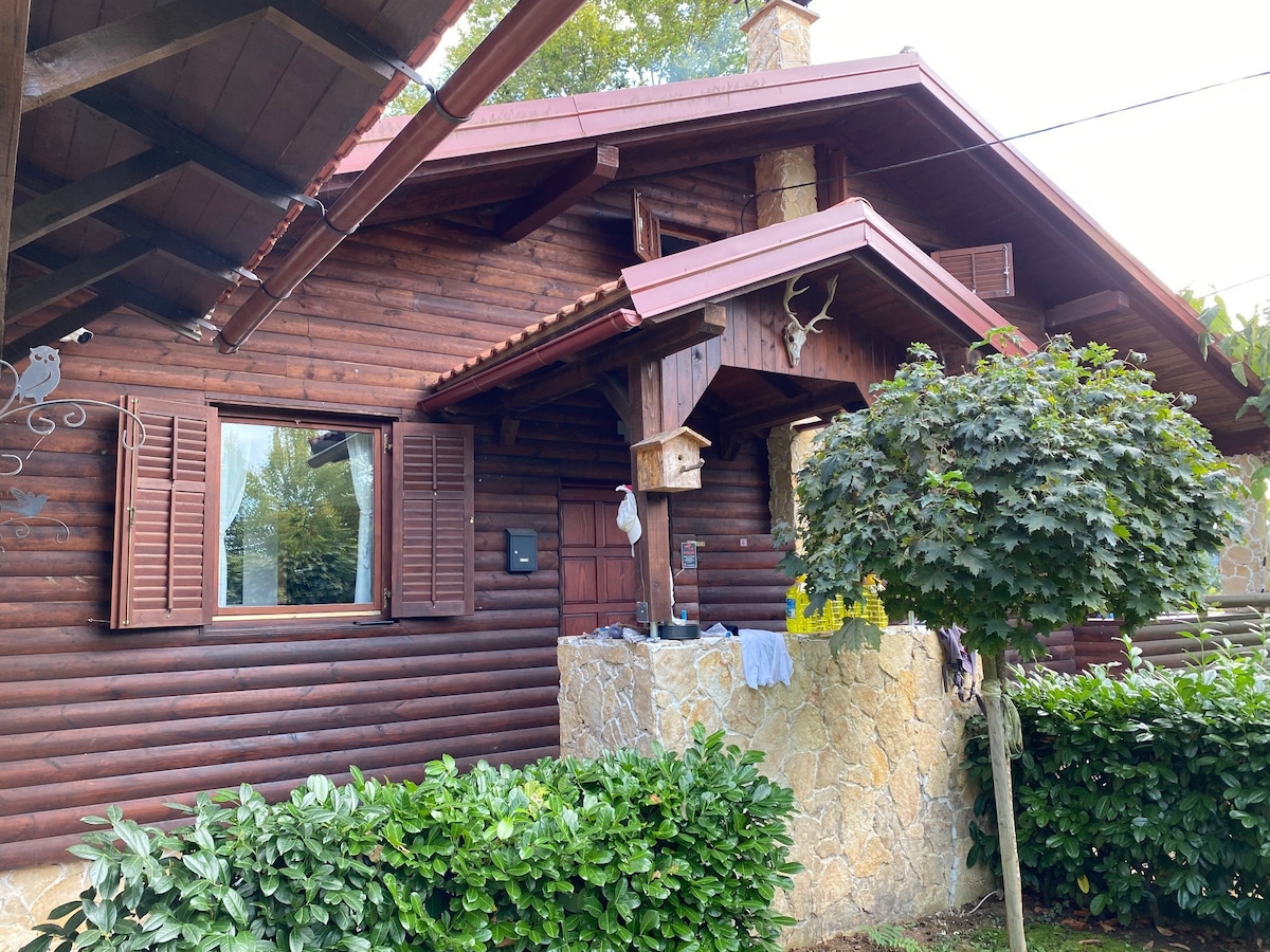 4TREES Holiday House Kuća za odmor blizu Rastoka