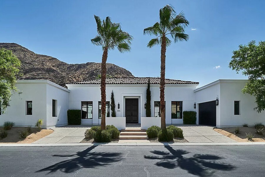 Stunning, Modern, Spacious Palm Springs 4 Bdrm