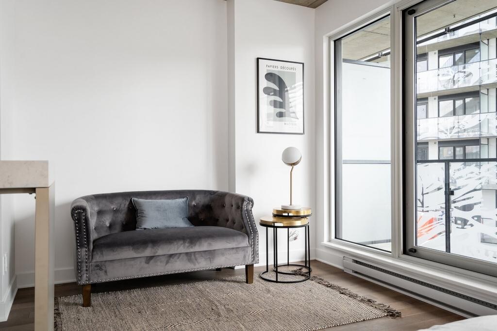 Lovely Brand New Studio in DT/Griffintown.