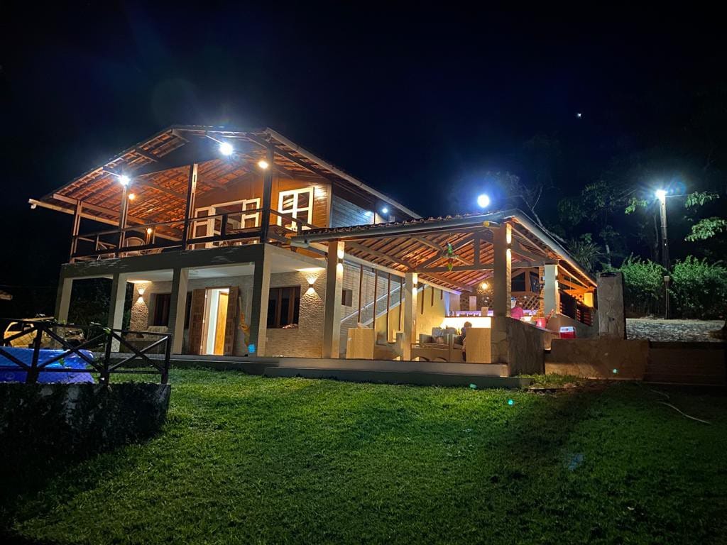 Casa vista espetacular em Guaramiranga c/Diarista
