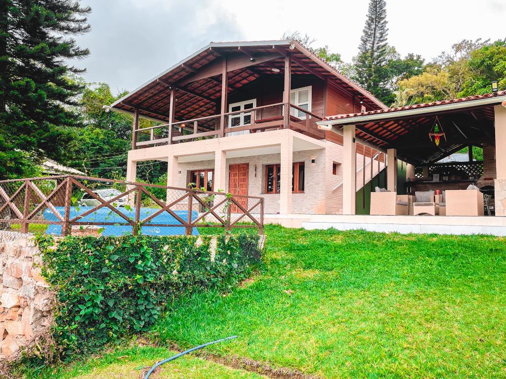 Casa vista espetacular em Guaramiranga c/Diarista