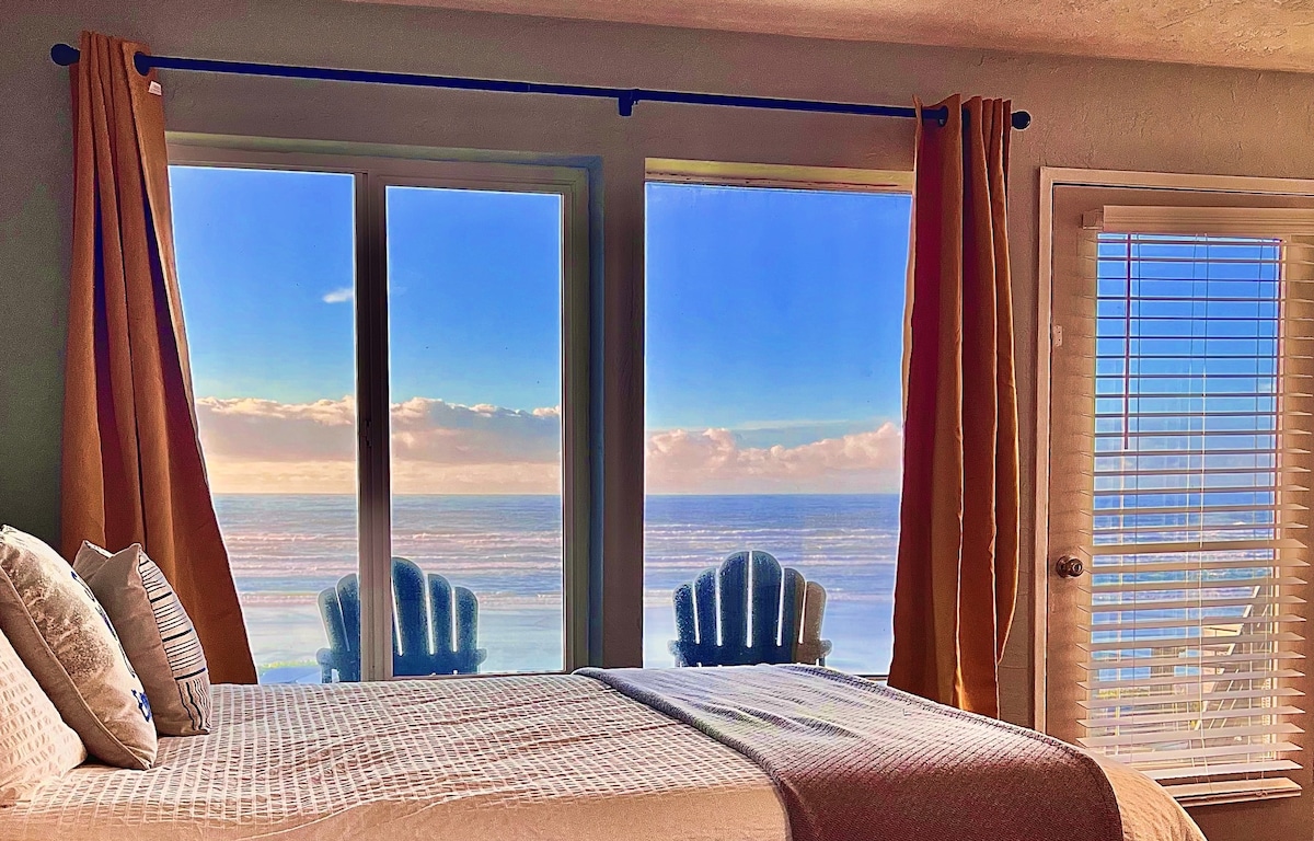 1st floor Oceanfront with hot-tub & king bed