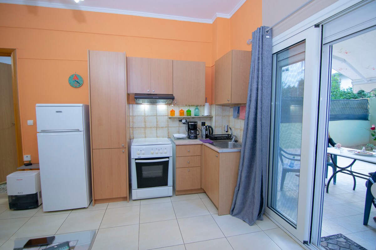 ★Oasis apartment★Central★100mbps★AC★Private garden
