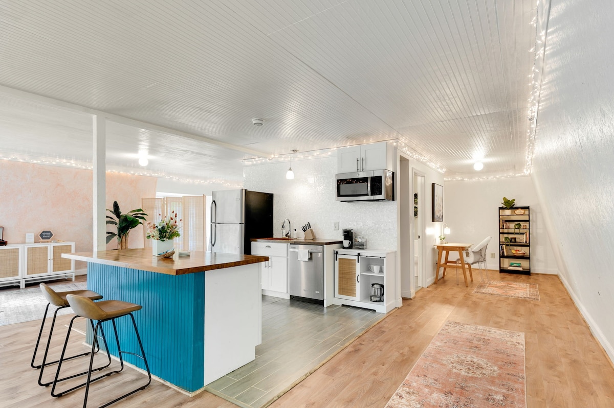 The Bohive off 95: Spacious, Pet-Friendly Retreat