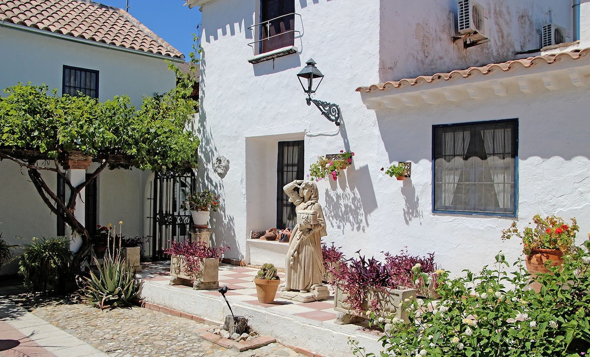 Een prachtig Spaans familiehuis met privé-zwembad