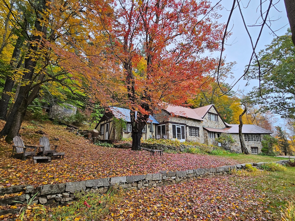 The Historic Upland Lodge, Freedom, NH