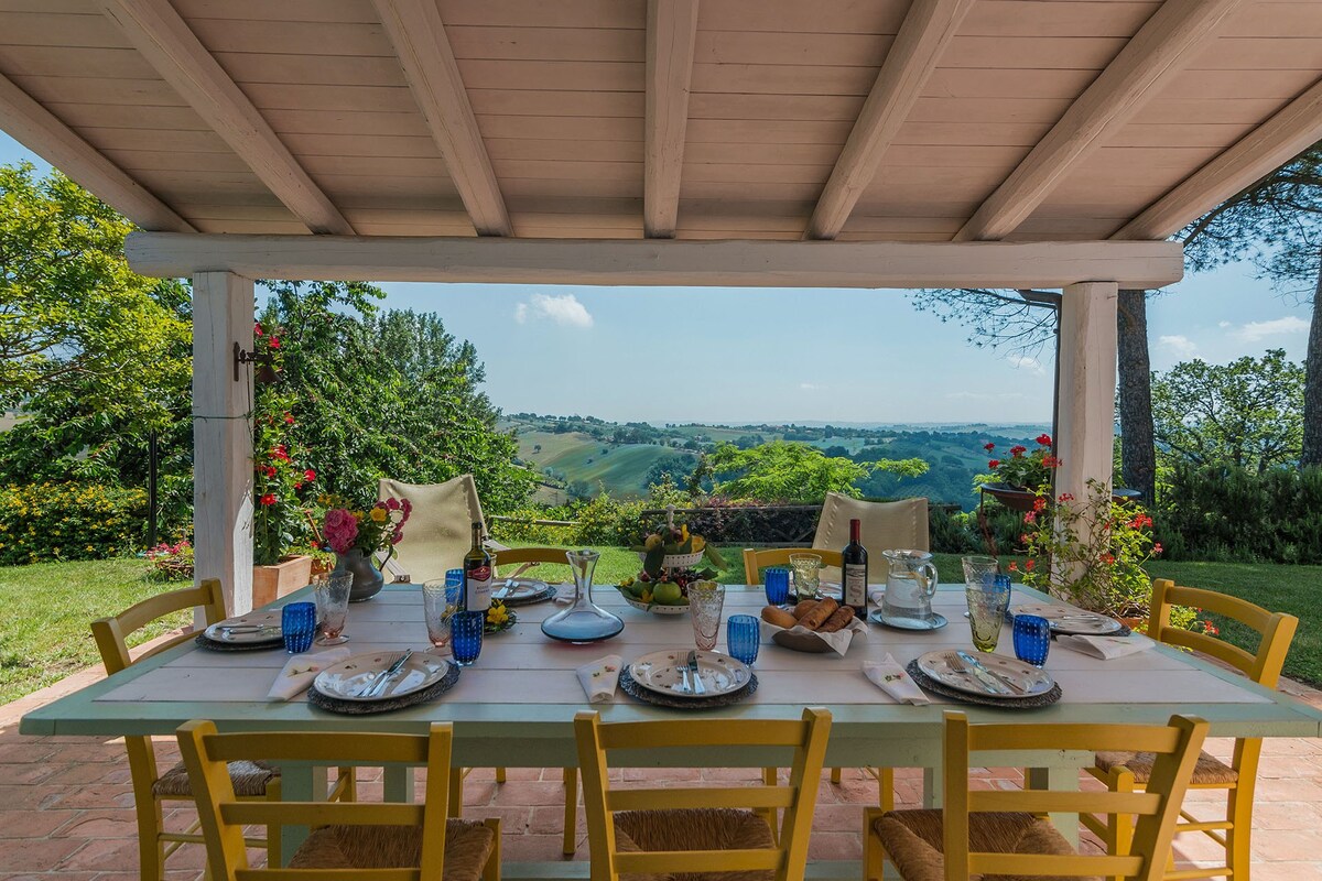 Villa La Capuccina - Private pool, beach 20 km