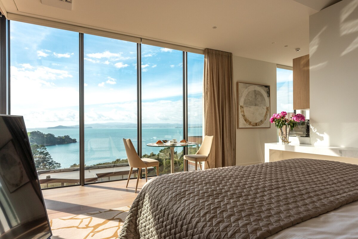 Stunning ocean view private villa (Serenity)