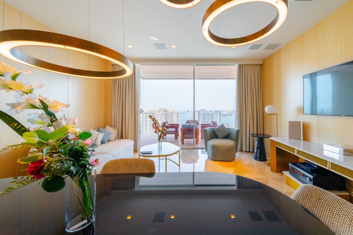 Fascinating 1BR with Burj Arab View at FIVE Palm