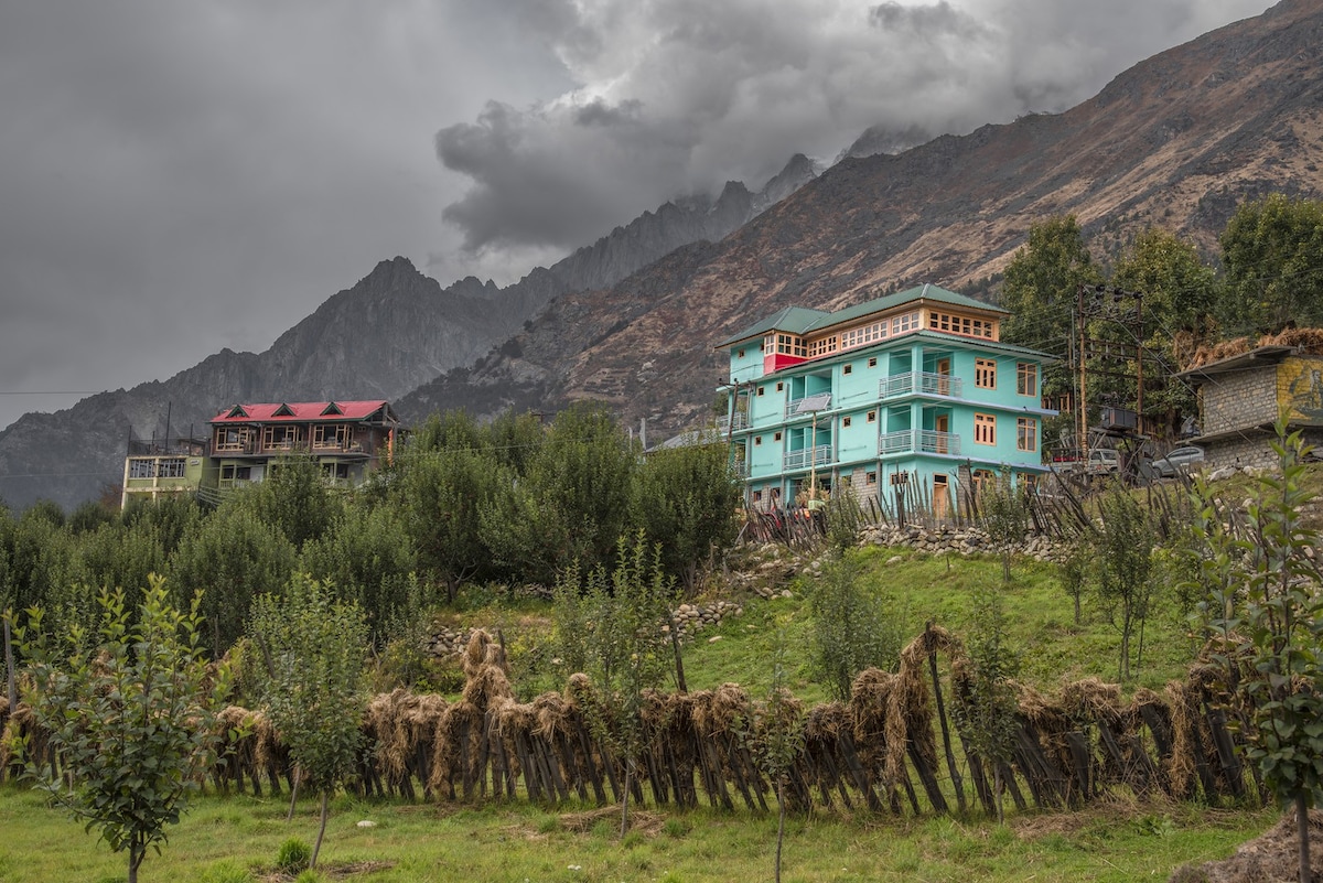 Hotel in Rakchham near to Baspa River.