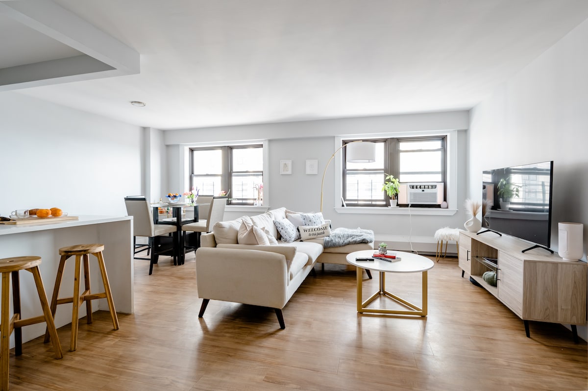 Urban & Comfy Upper Manhattan Getaway ~ Double Bed