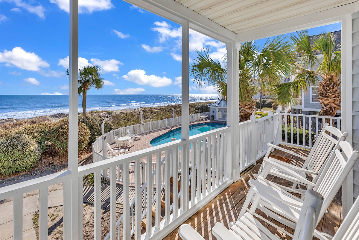 "Mermaid's Delight" Modern Oceanfront House w/pool