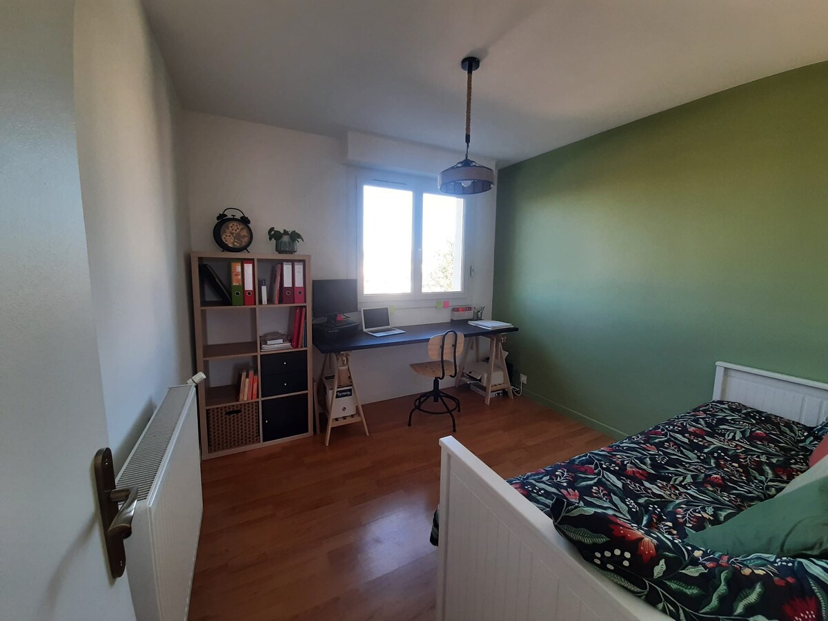 Agréable chambre dans appartement rénové