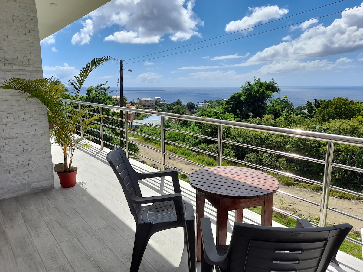 Serenity Seaview Suite - Modern 1-bedroom Unit