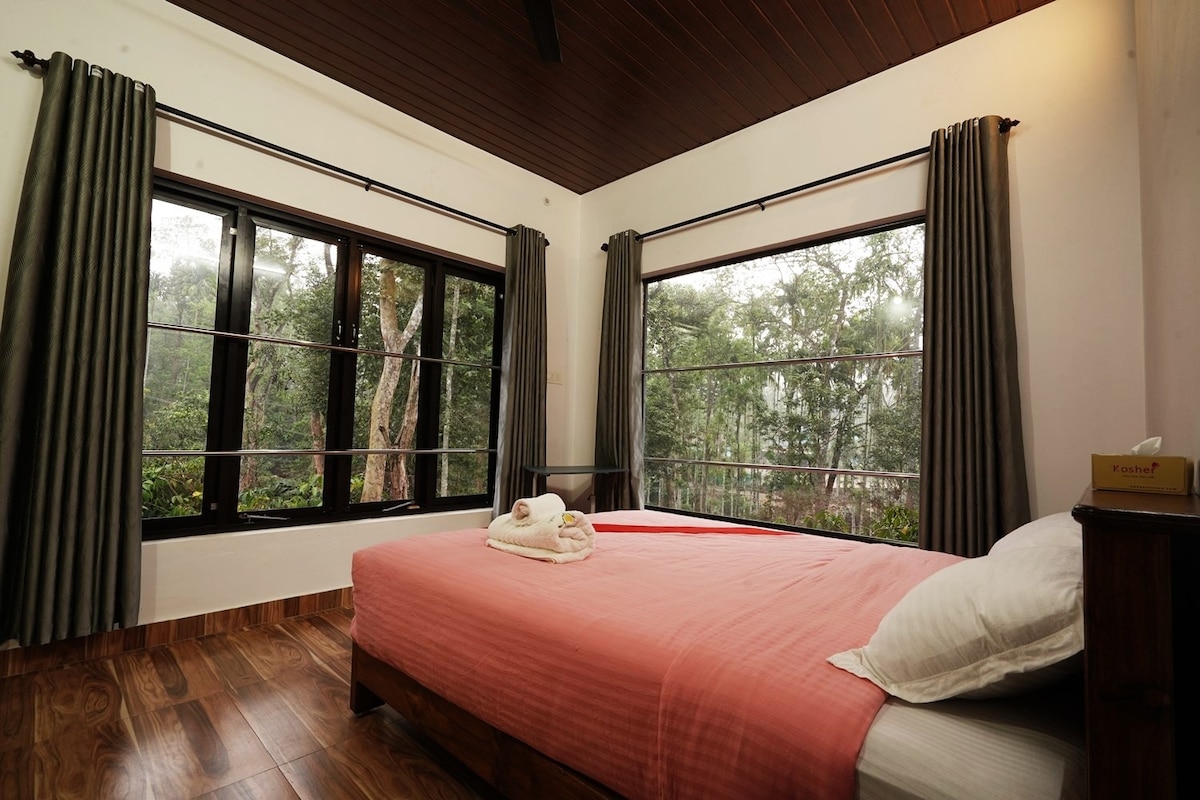 Entire Villa at the Heart of the Wayanad Forest.
