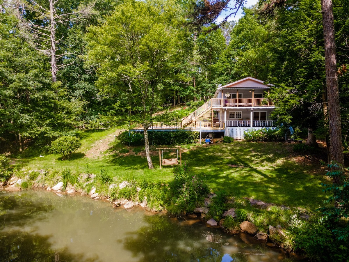 位于葡萄酒之乡的中心小屋，泳池