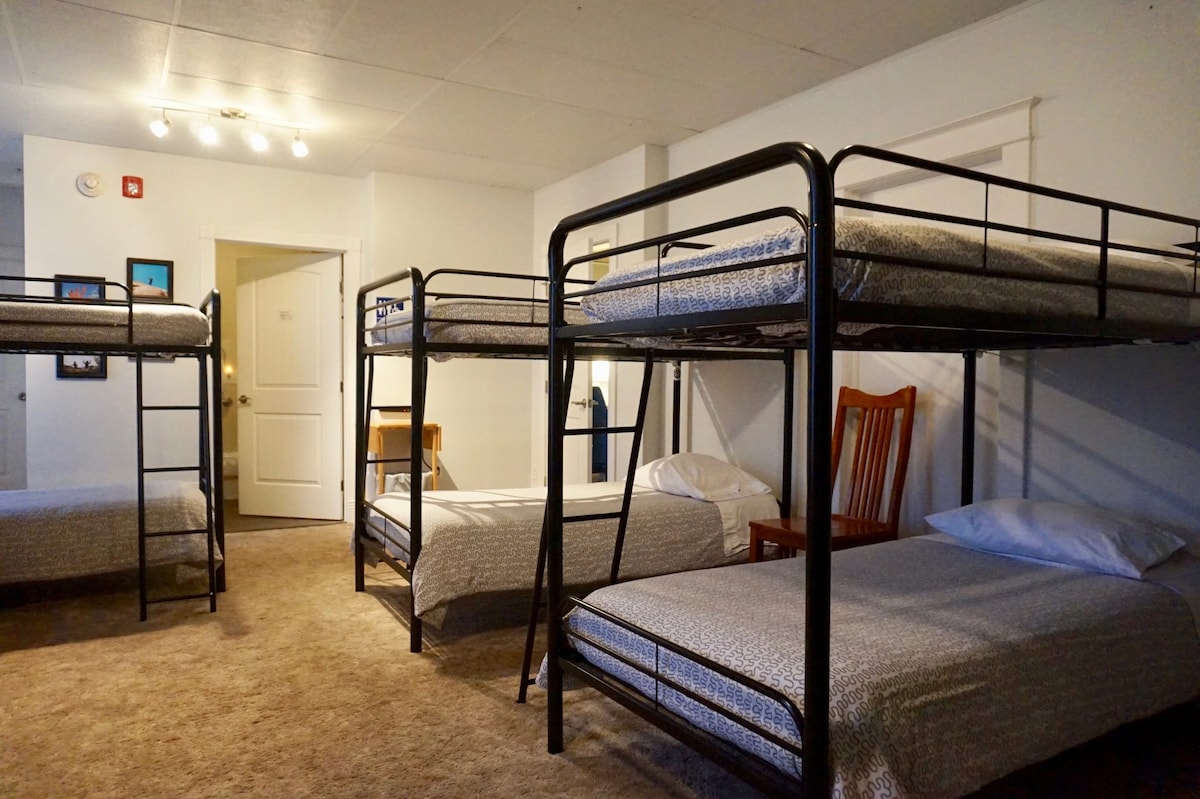 Bed in Mixed Gender Dormitory