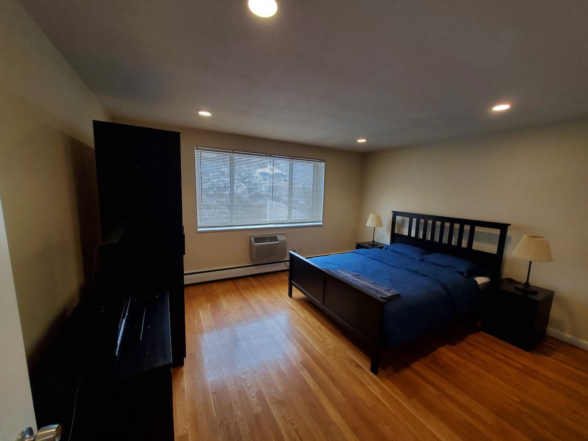 布鲁克林现代舒适的2卧室