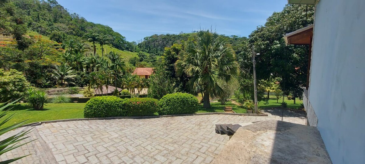 Casa espetacular com piscina/Bom Jardim, RJ