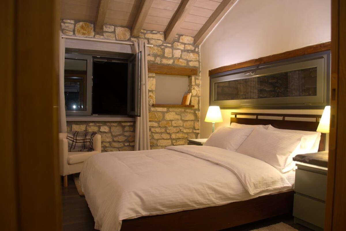 Epirus Stone Suites