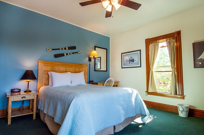 Bay View Room in the Heart of Port Townsend!
