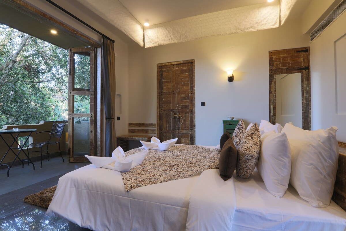 1 Bedroom | Vagator | 5* Boutique Luxary